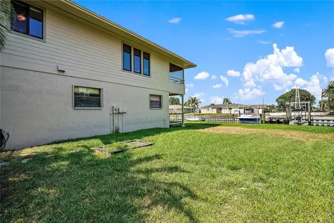 3924 Beach Drive SE St Petersburg FL 33705