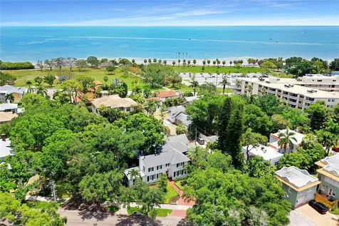 1317 Beach Drive NE St Petersburg FL 33701