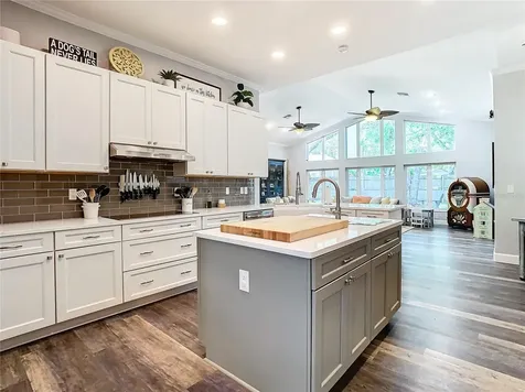 213 Water View Court Safety Harbor FL 34695