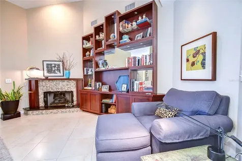18822 Rue Loire Lutz FL 33558