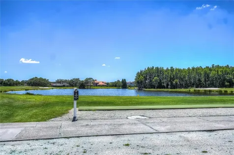 18822 Rue Loire Lutz FL 33558