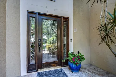 18822 Rue Loire Lutz FL 33558