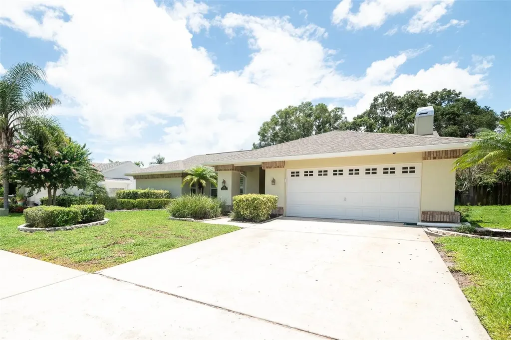512 Walker Road Safety Harbor FL 34695