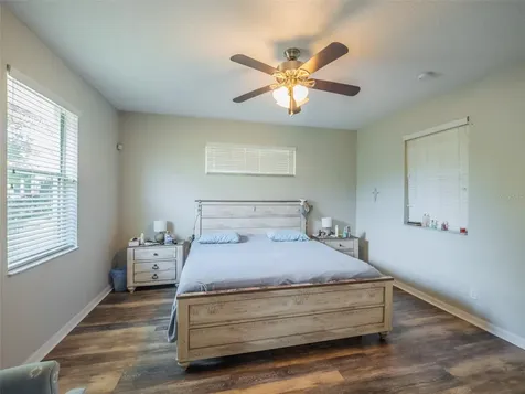 26953 Honeymoon Avenue Leesburg FL 34748
