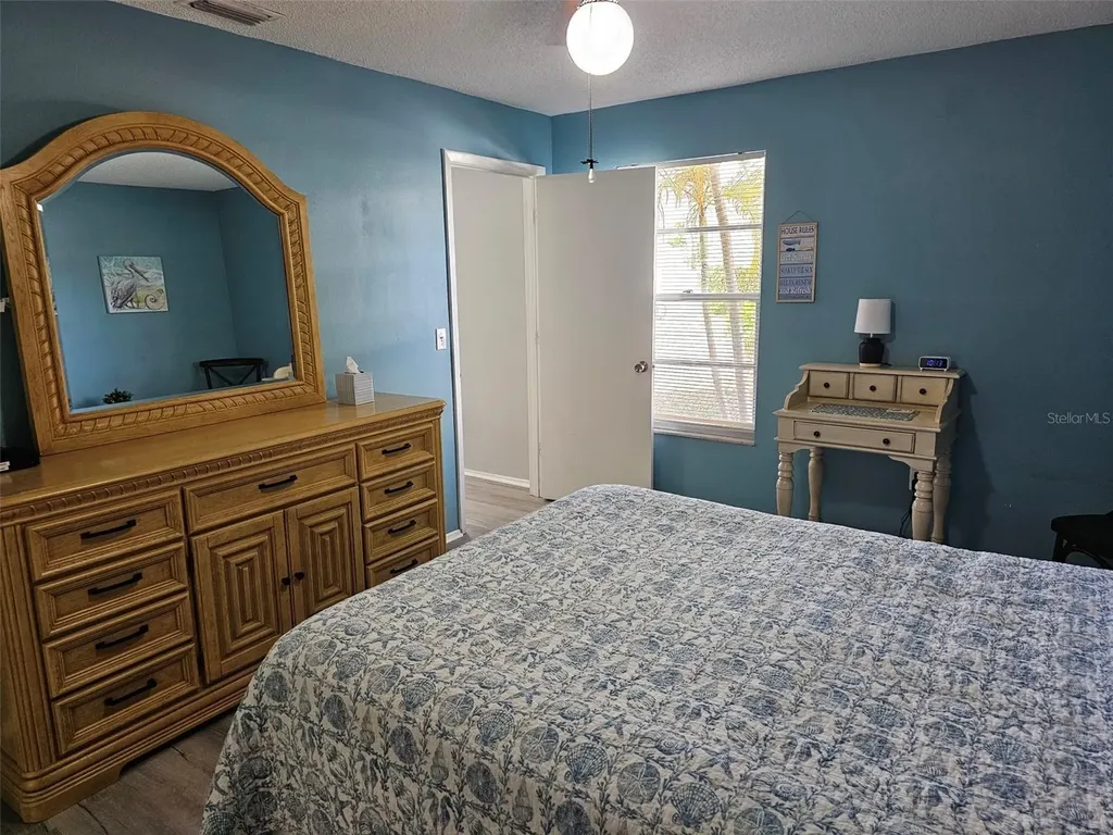 3533 59th Avenue W Bradenton FL 34210
