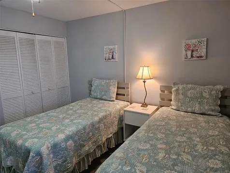 3533 59th Avenue W Bradenton FL 34210
