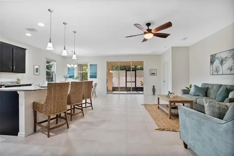 6303 Sunsail Place Apollo Beach FL 33572