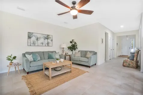 6303 Sunsail Place Apollo Beach FL 33572