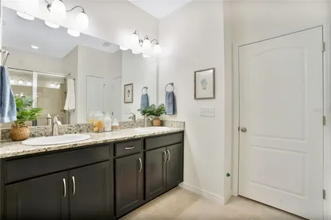 6303 Sunsail Place Apollo Beach FL 33572