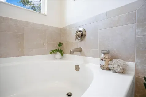 6303 Sunsail Place Apollo Beach FL 33572