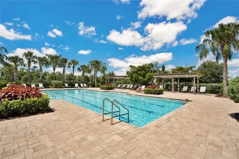 6303 Sunsail Place Apollo Beach FL 33572