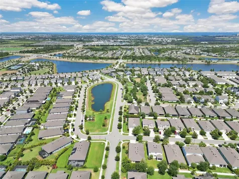 6303 Sunsail Place Apollo Beach FL 33572