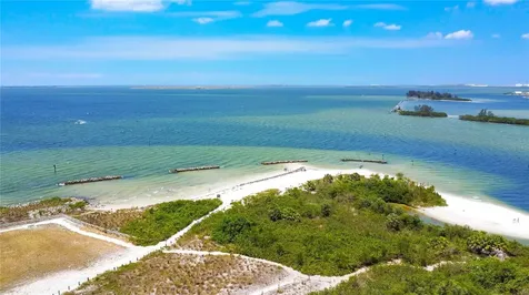 6303 Sunsail Place Apollo Beach FL 33572