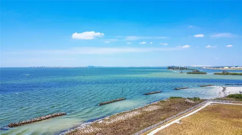 6303 Sunsail Place Apollo Beach FL 33572