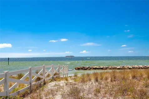 6303 Sunsail Place Apollo Beach FL 33572