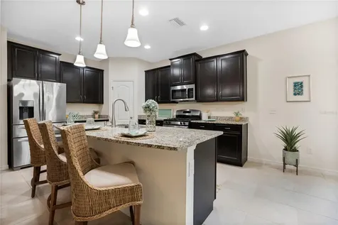 6303 Sunsail Place Apollo Beach FL 33572