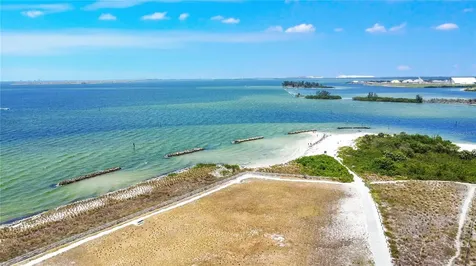 6303 Sunsail Place Apollo Beach FL 33572