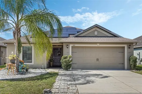 910 Woodlark Drive Haines City FL 33844