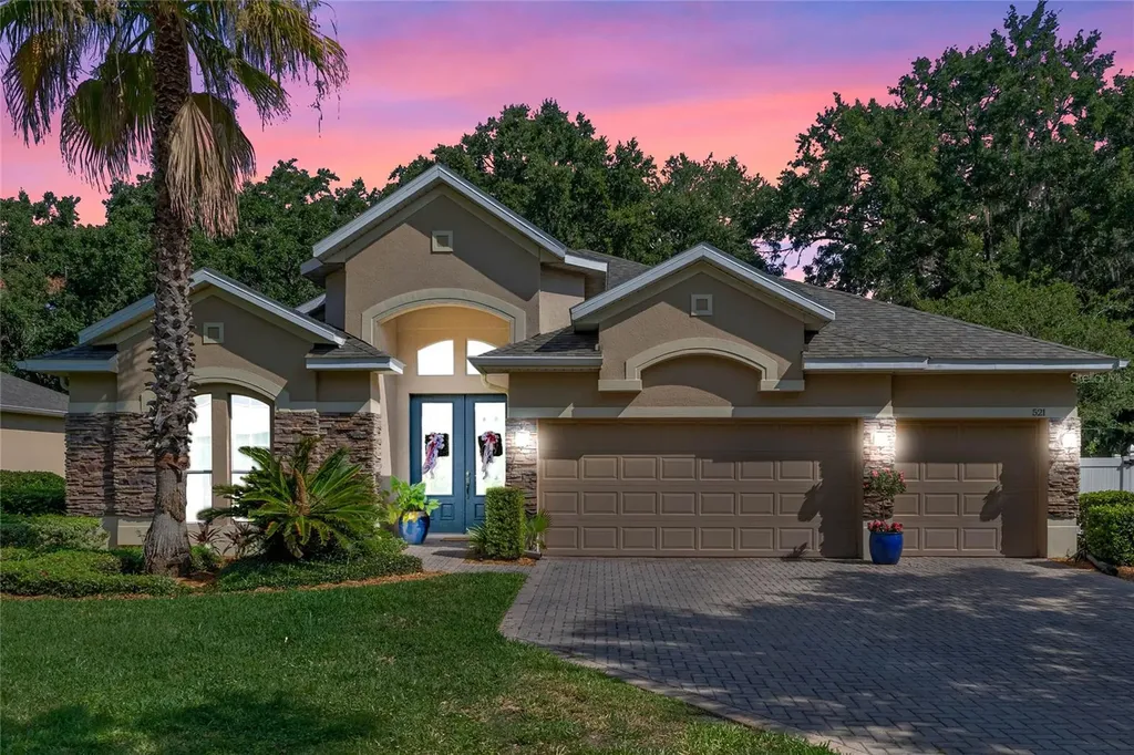 521 Courtlea Cove Avenue Winter Garden FL 34787