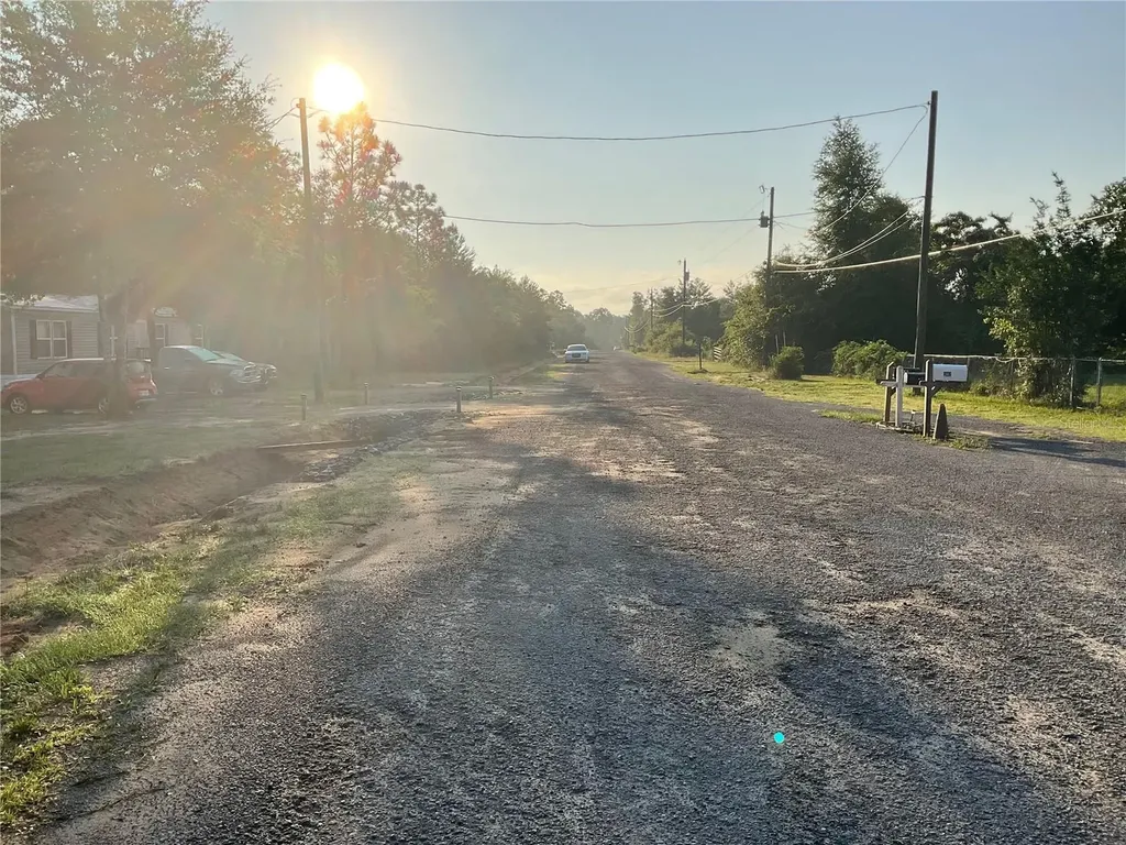 Pinetree Lane Defuniak Springs FL 32433