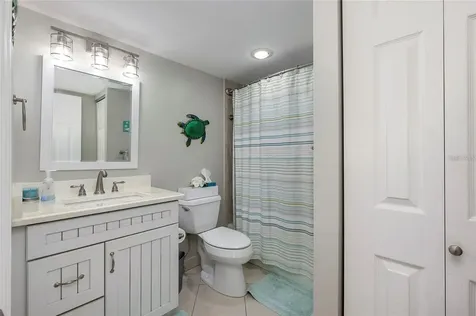 1350 N Portofino Drive Sarasota FL 34242