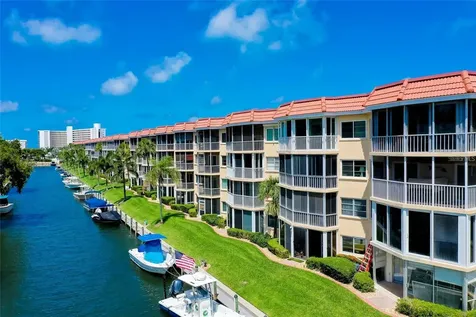 1350 N Portofino Drive Sarasota FL 34242