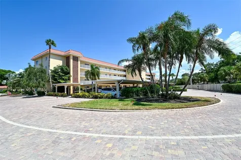 1350 N Portofino Drive Sarasota FL 34242
