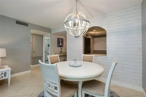 1350 N Portofino Drive Sarasota FL 34242