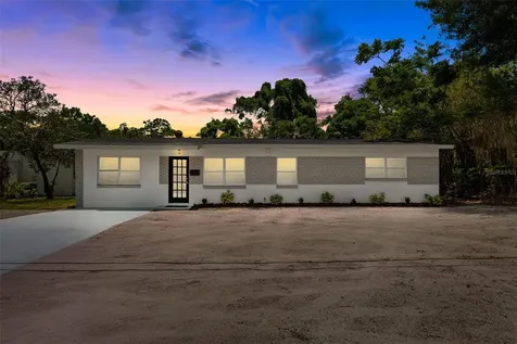 1304 W Fletcher Avenue Tampa FL 33612