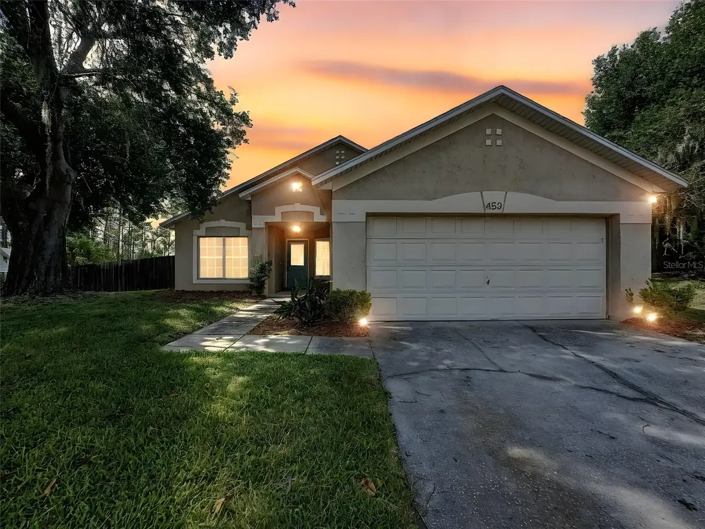 459 Bent Oak Loop Davenport FL 33837