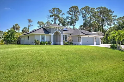 3660 Staghorn Avenue North Port FL 34286