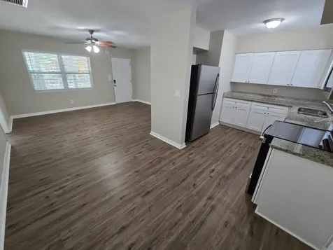 1608 Russell Street S St Petersburg FL 33712