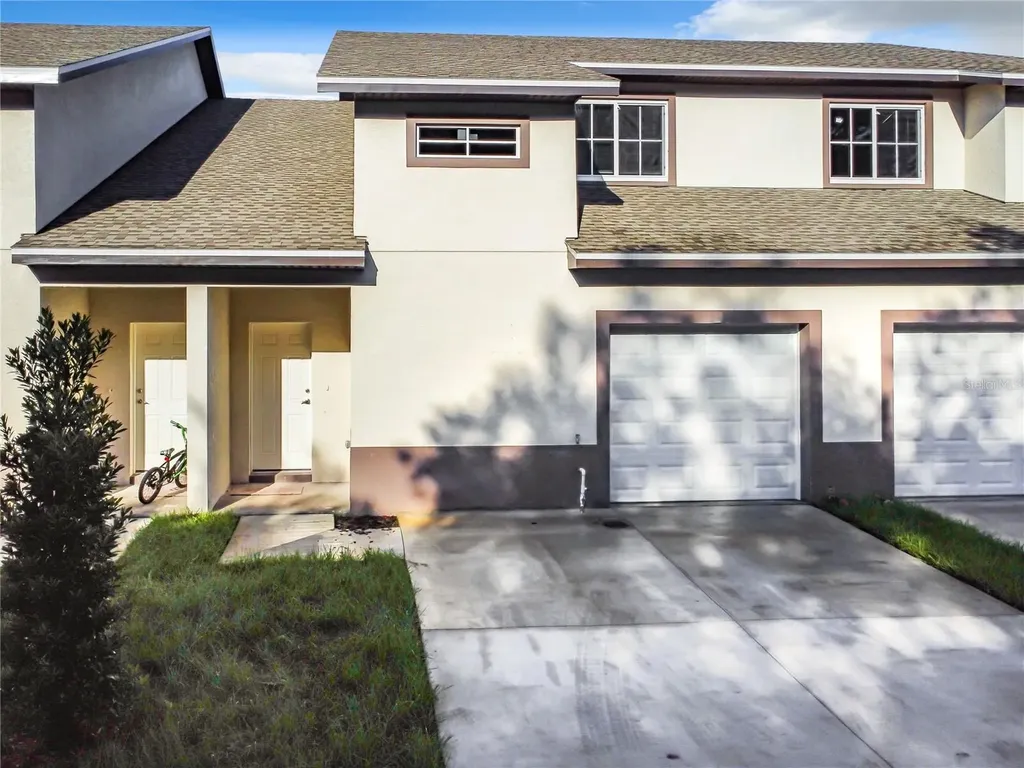 1710 Barton Towne Circle St Cloud FL 34769