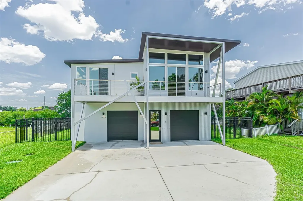 9113 Brunswick Lane Tampa FL 33615