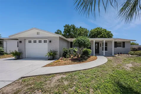 10910 Felsdale Avenue Port Richey FL 34668
