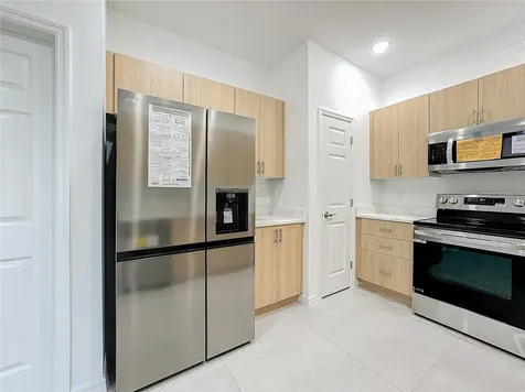 1712 Barton Towne Circle St Cloud FL 34769