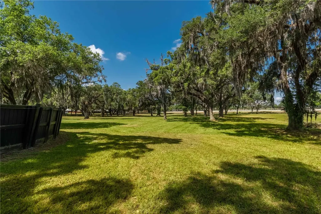 3670 SE 148th Terrace Morriston FL 32668