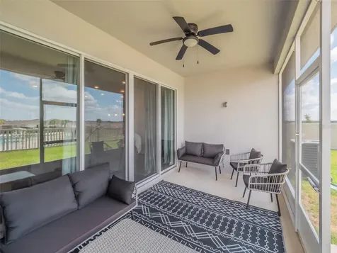 2624 Magnolia Avenue Davenport FL 33837