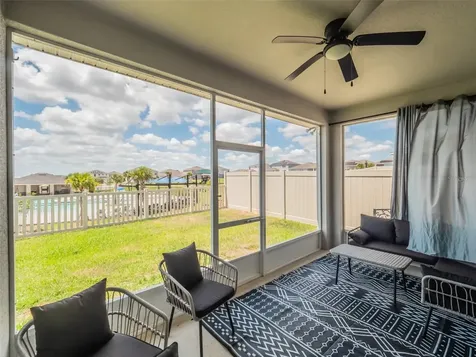 2624 Magnolia Avenue Davenport FL 33837