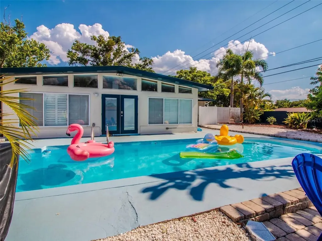 4401 Lenmore Street Orlando FL 32812