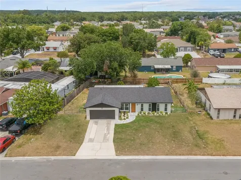 811 Fruitwood Drive Kissimmee FL 34743