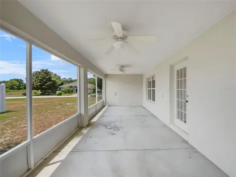 197 Vista View Avenue Eagle Lake FL 33839