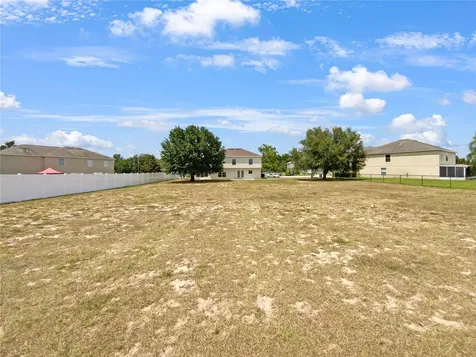 197 Vista View Avenue Eagle Lake FL 33839