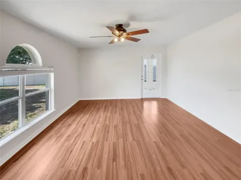 197 Vista View Avenue Eagle Lake FL 33839