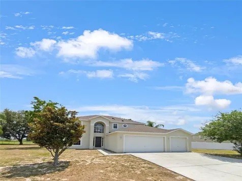 197 Vista View Avenue Eagle Lake FL 33839