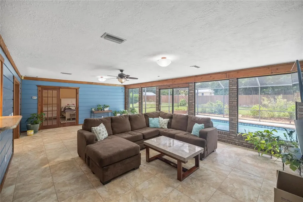 2811 SE 14th Street Ocala FL 34471