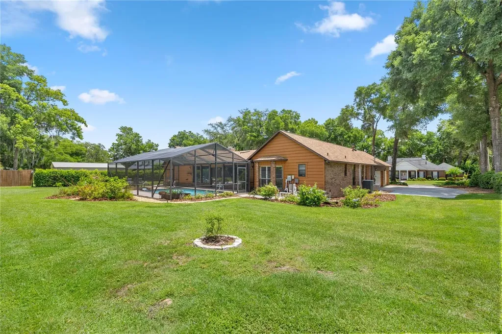2811 SE 14th Street Ocala FL 34471