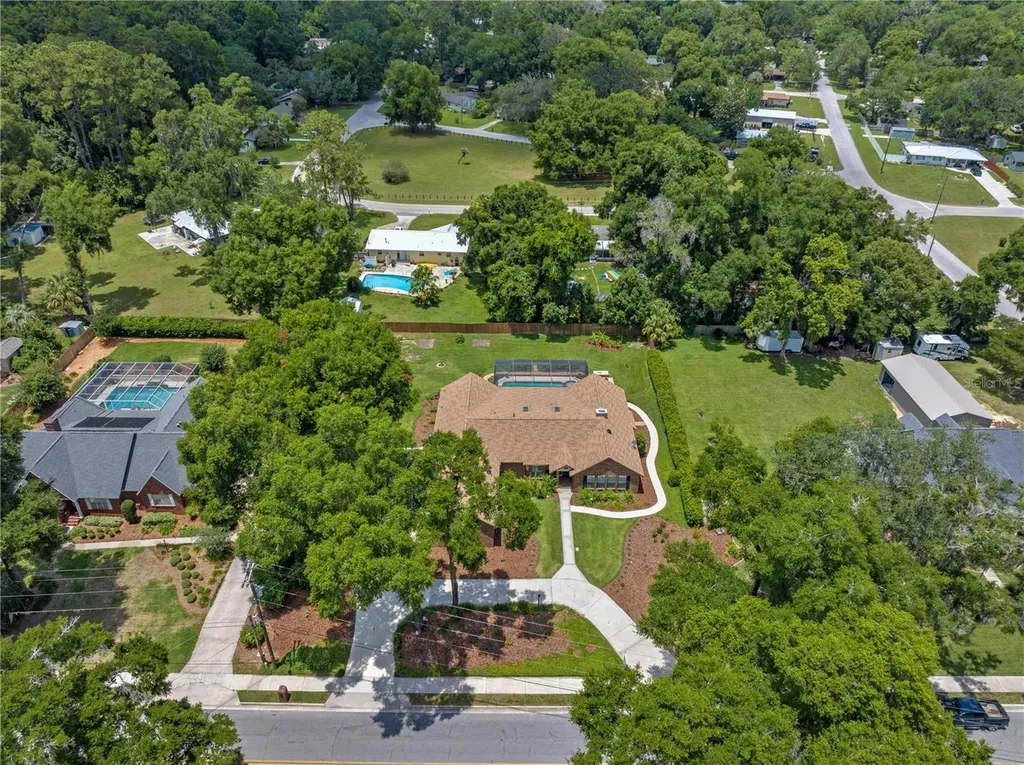 2811 SE 14th Street Ocala FL 34471