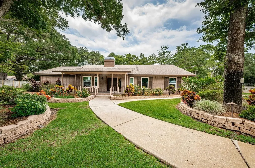 3041 Kevlyn Court Safety Harbor FL 34695