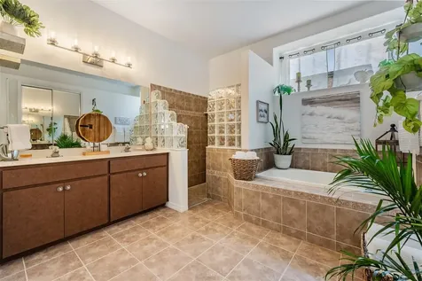12228 Woodlands Circle Dade City FL 33525